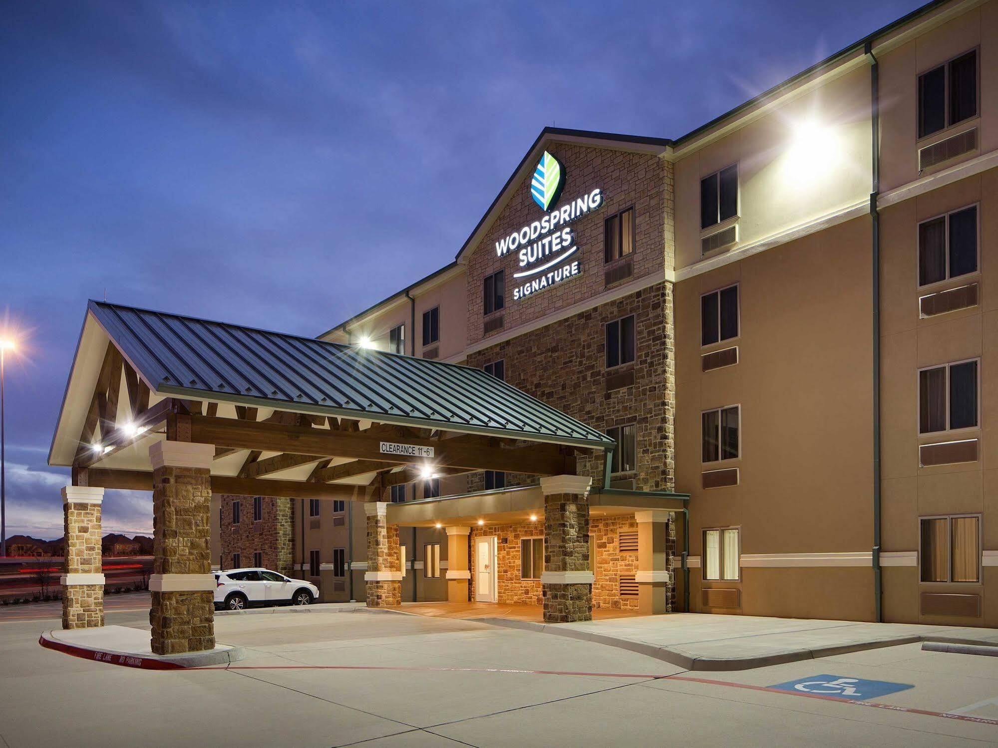 Woodspring Suites Las Colinas - Northwest Dallas Irving Exterior foto